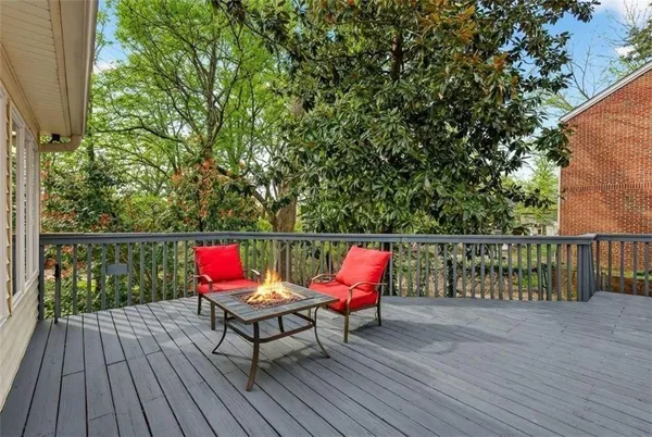 $525,000 | 601 Ridgewood Avenue, Gainesville, GA 30501