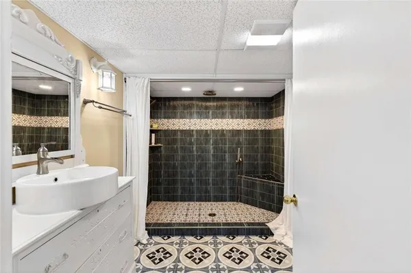 $525,000 | 601 Ridgewood Avenue, Gainesville, GA 30501