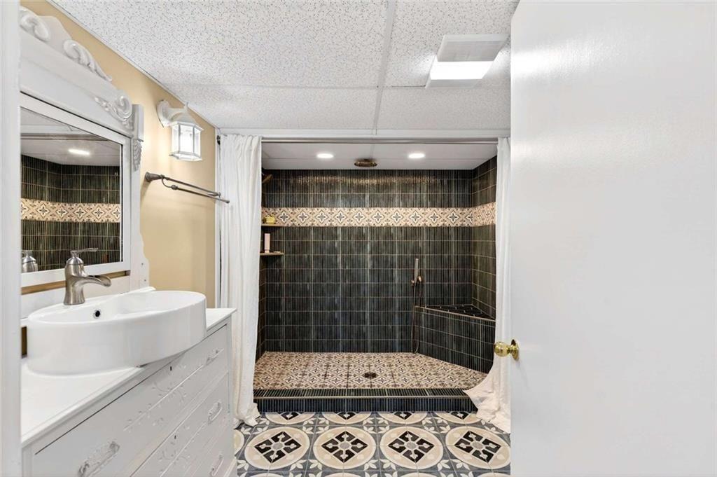 601 Ridgewood Avenue Gainesville, GA 30501 - Photo 35 of 49