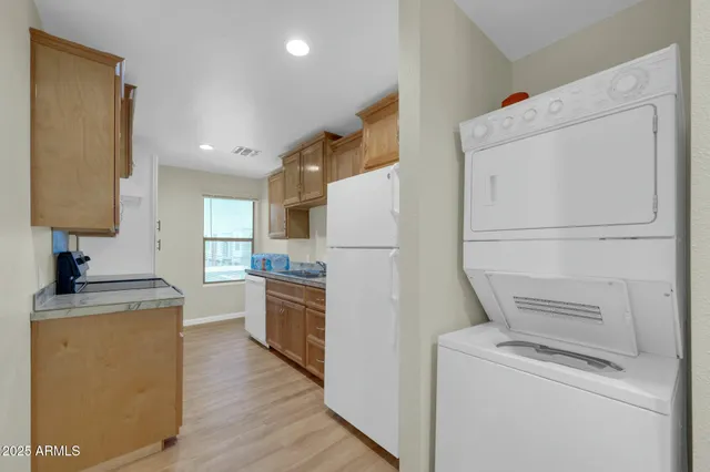 $465,000 | 9230 North 82nd Lane, Peoria, AZ 85345