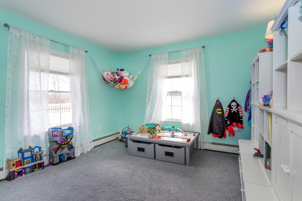 18 Pond View Road Canton, MA 02021 - Photo 11 of 30 Gallery Image 11