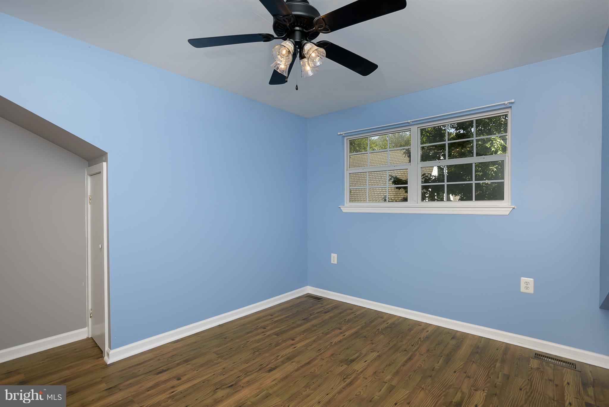 8216 Riverside Drive Pasadena, MD 21122 - Photo 21 of 30 Bedroom 3