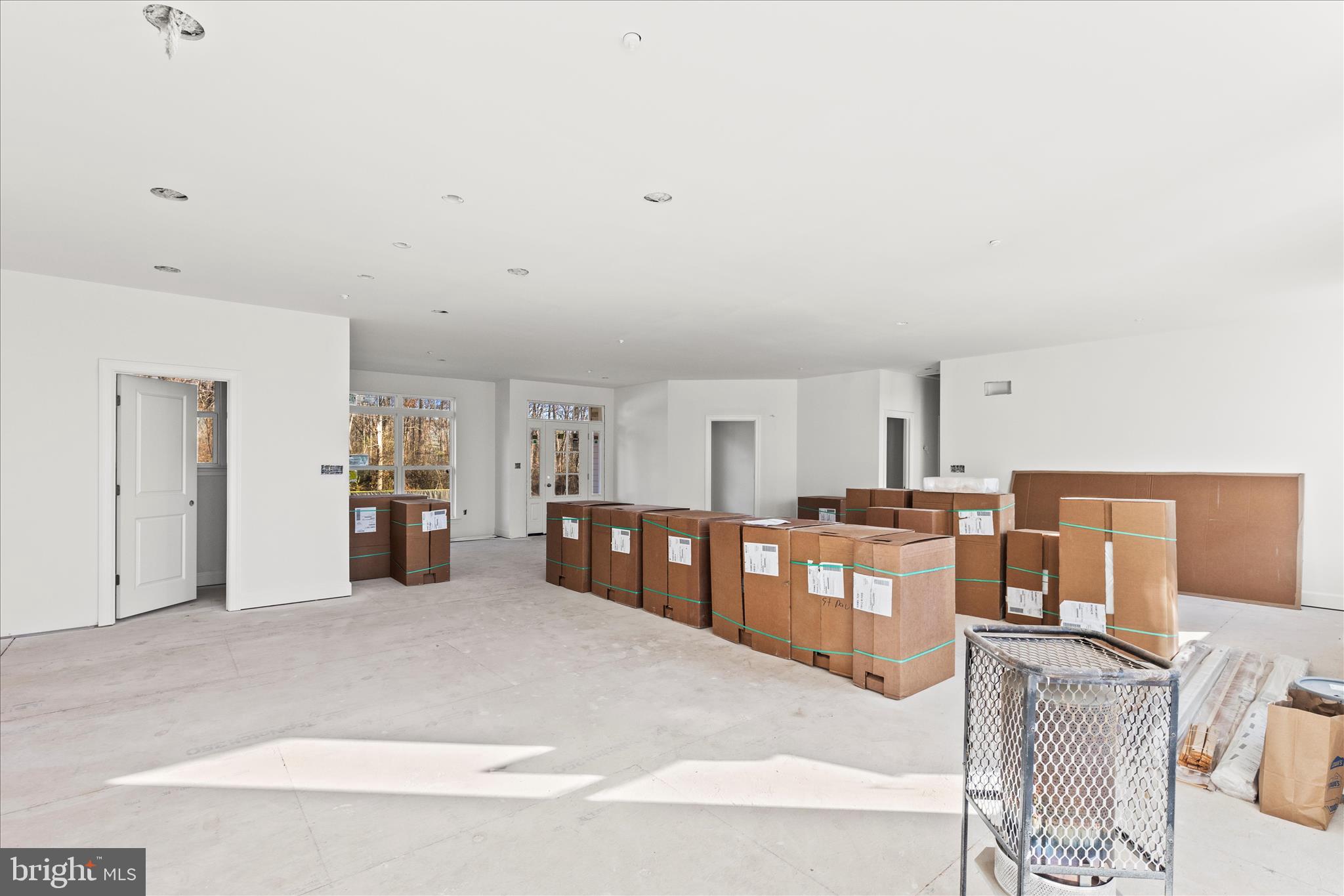 3913 St Pauls Road Manchester, MD 21102 - Photo 38 of 38 a view of a livingroom with furniture and window