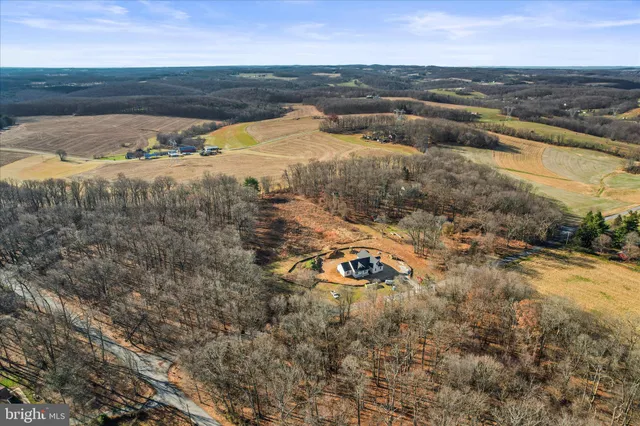 $825,000 | 3913 St Pauls Road, Manchester, MD 21102