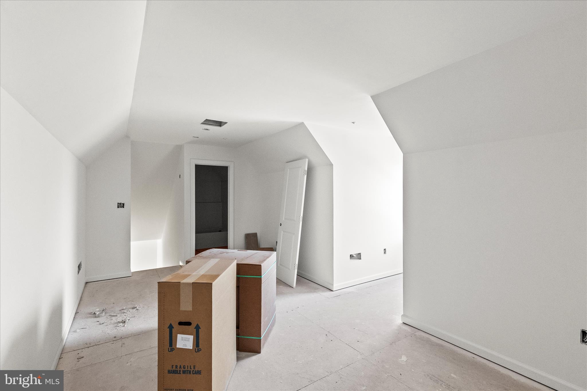 3913 St Pauls Road Manchester, MD 21102 - Photo 31 of 38 view of an empty room