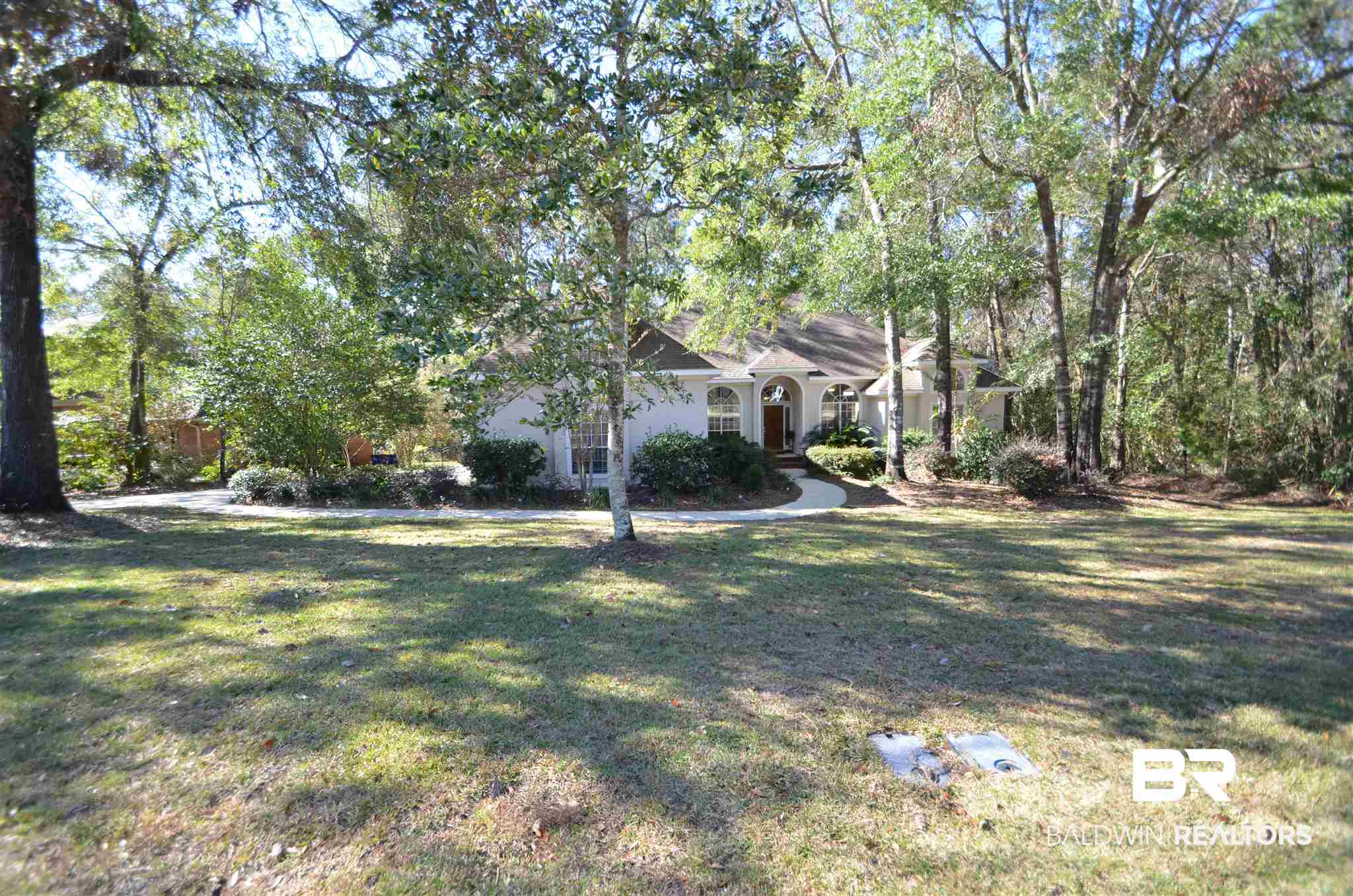 30432 Dolive Ridge Daphne, AL 36527 - Photo 4 of 47 Nice front yard with mature landscaping