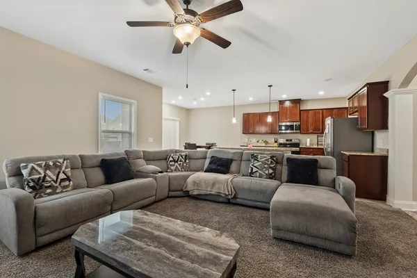 $385,000 | 107 Lee Road 2220, Smiths Station, AL 36877