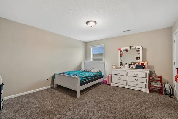 $385,000 | 107 Lee Road 2220, Smiths Station, AL 36877