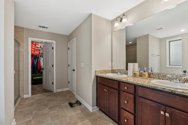 $385,000 | 107 Lee Road 2220, Smiths Station, AL 36877