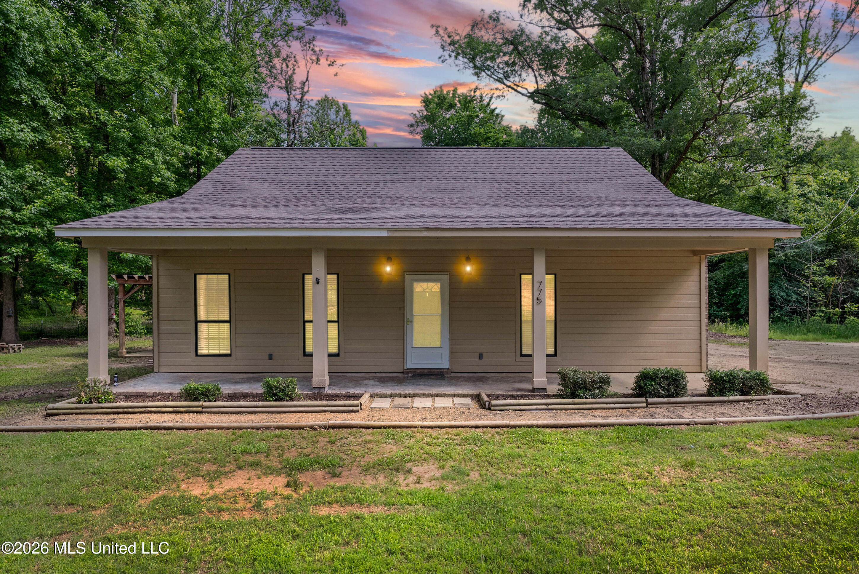 775 Flag Lake Road Sarah, MS 38665 - Photo 2 of 33 1_dsc01448_addon_dtd_print