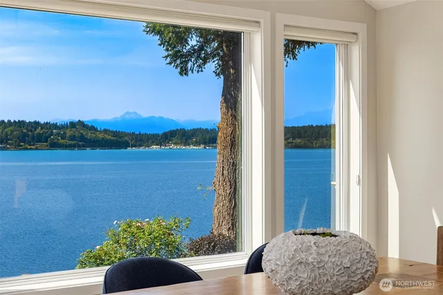 $2,330,000 | 9549 Olympus Beach Road Northeast, Bainbridge Island, WA 98110