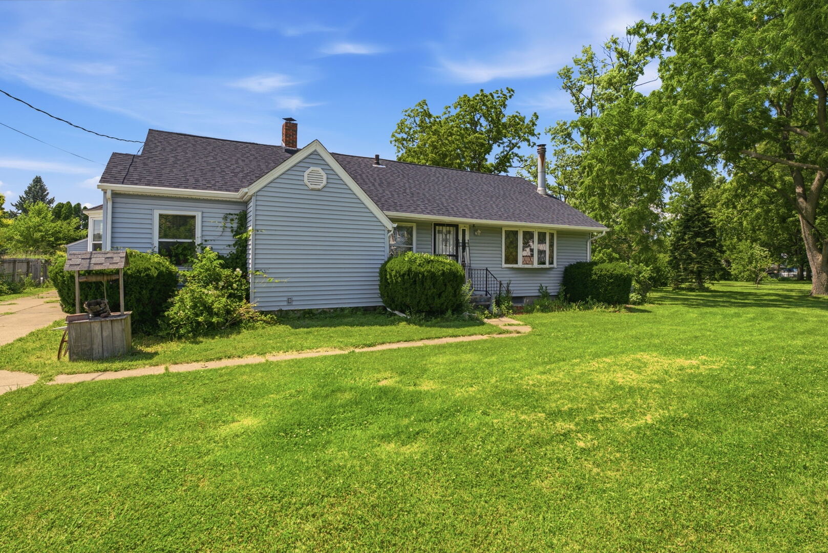 2017 Colona Road Silvis, IL 61282 - Photo 3 of 31