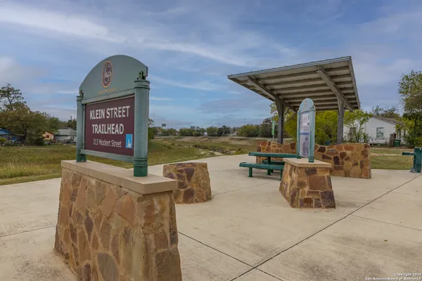 $1,375 | 125 Forrest Avenue, San Antonio, TX 78204