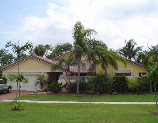 690 Southwest 18th Street Boca Raton, FL 33486 - Photo 1 of 15 Primary Photo