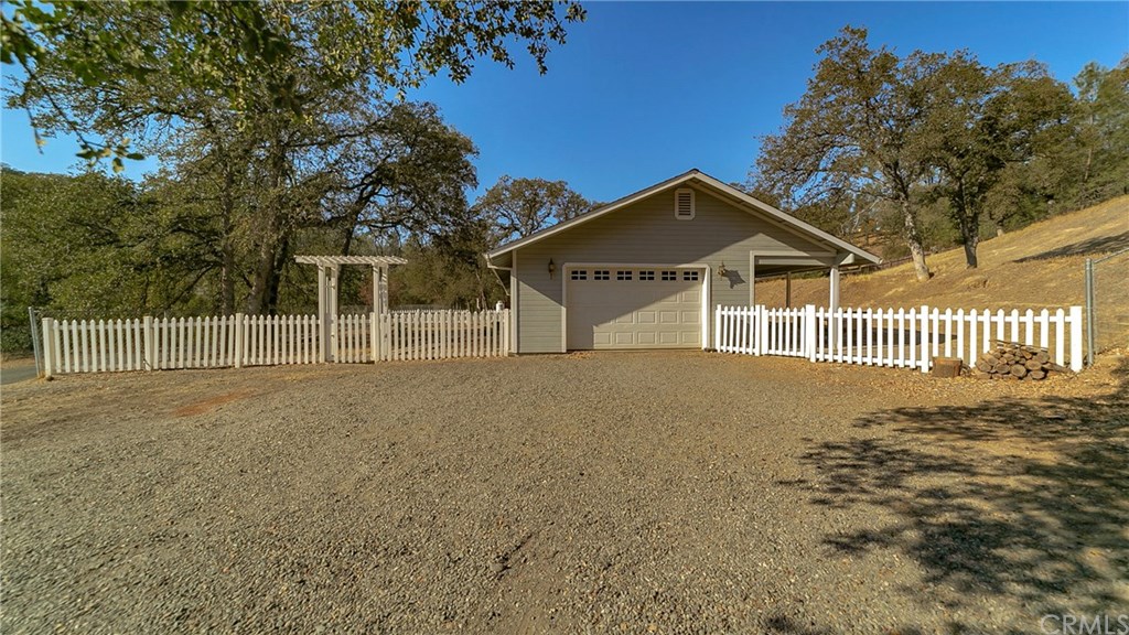 7015 Eagle Point Corning, CA 96021 - Photo 1 of 1