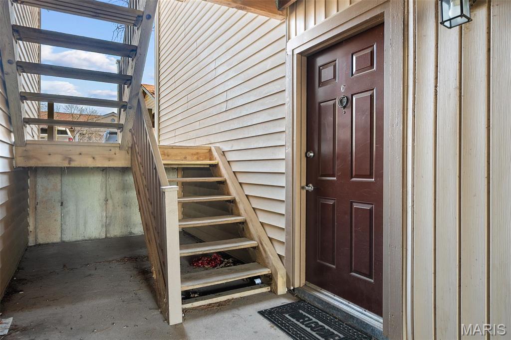 708 Ridgeside Drive, Unit C Ballwin, MO 63021 - Photo 2 of 26