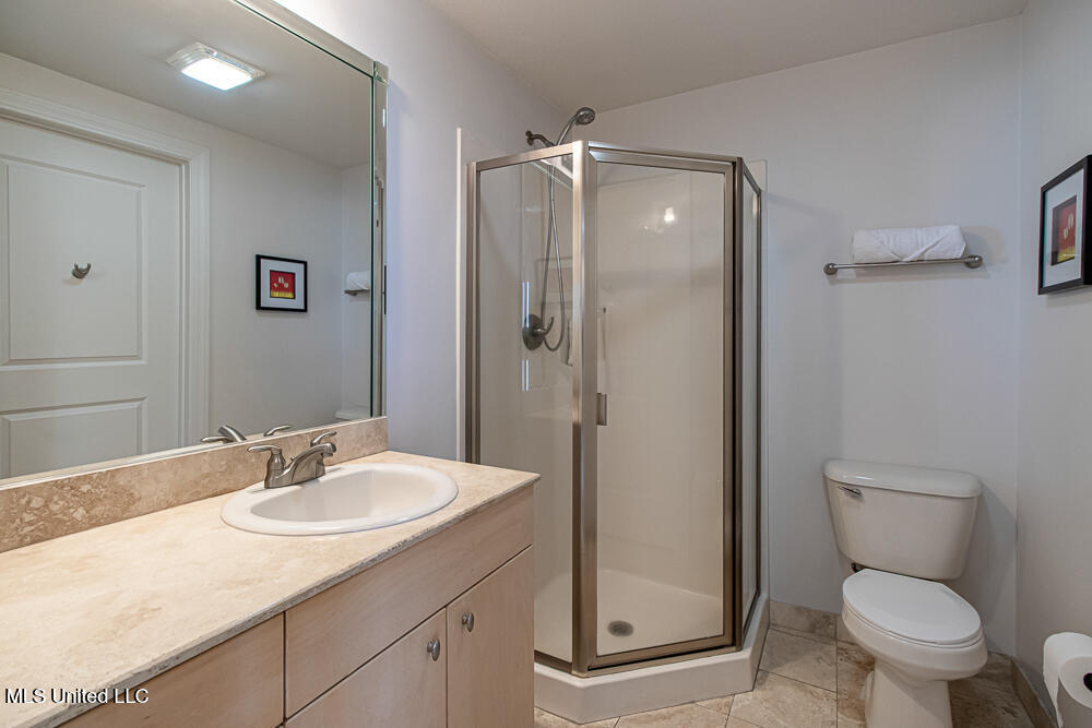 1899 Beach Boulevard, Unit 410 Biloxi, MS 39531 - Photo 20 of 35 Bathroom guest_