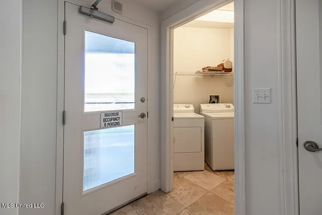 $450,000 | 1899 Beach Boulevard, Unit 410, Biloxi, MS 39531