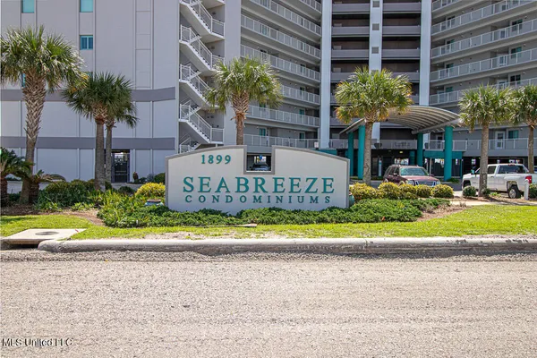 $450,000 | 1899 Beach Boulevard, Unit 410, Biloxi, MS 39531