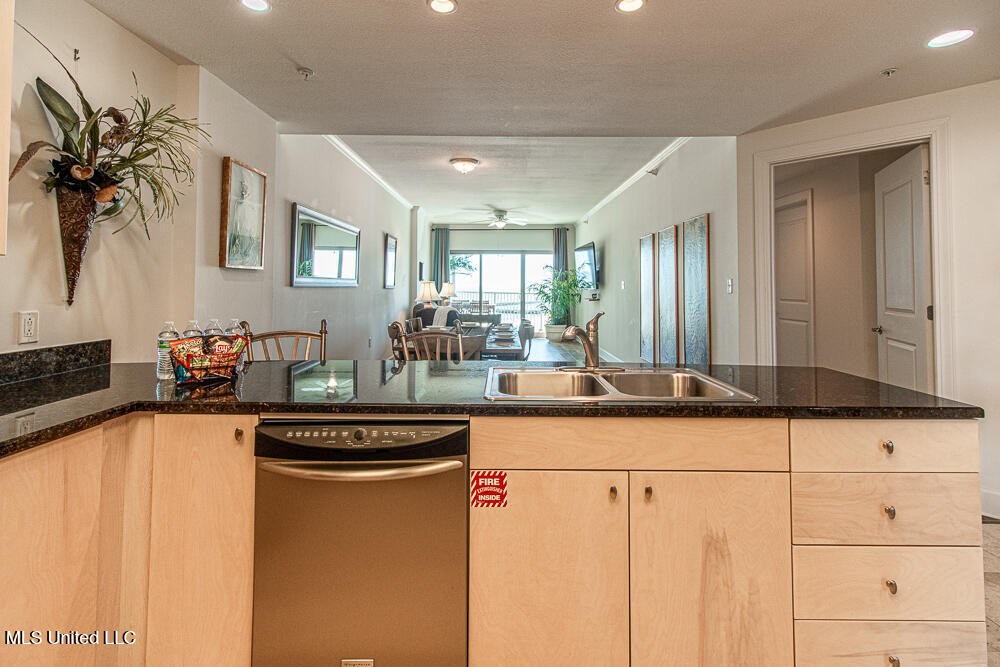 1899 Beach Boulevard, Unit 410 Biloxi, MS 39531 - Photo 7 of 35 Family room kitchen 1.3