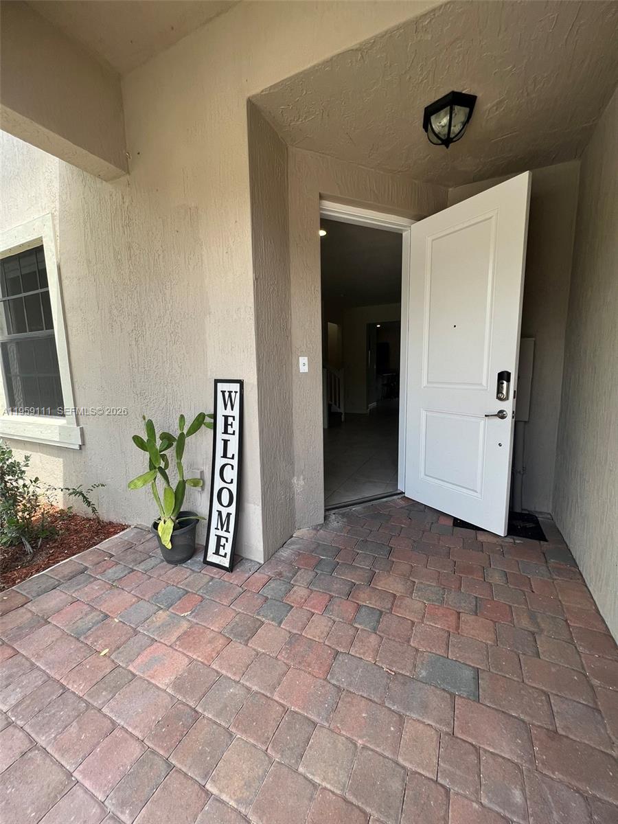 24851 Southwest 114th Court Homestead, FL 33032 - Photo 6 of 76