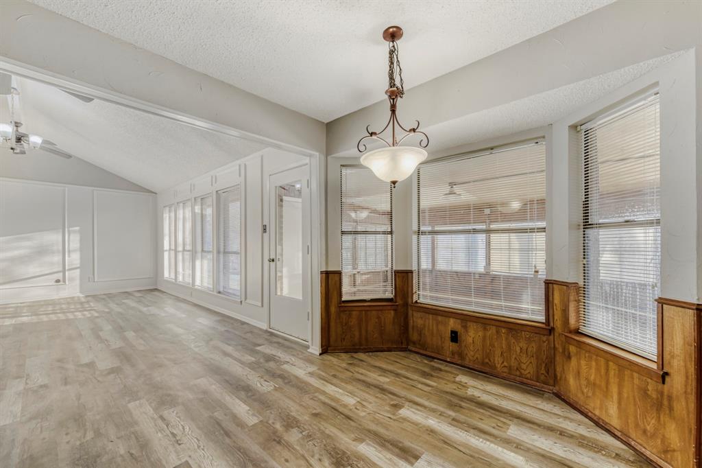 517 Kings Gate Road Willow Park, TX 76087 - Photo 11 of 28