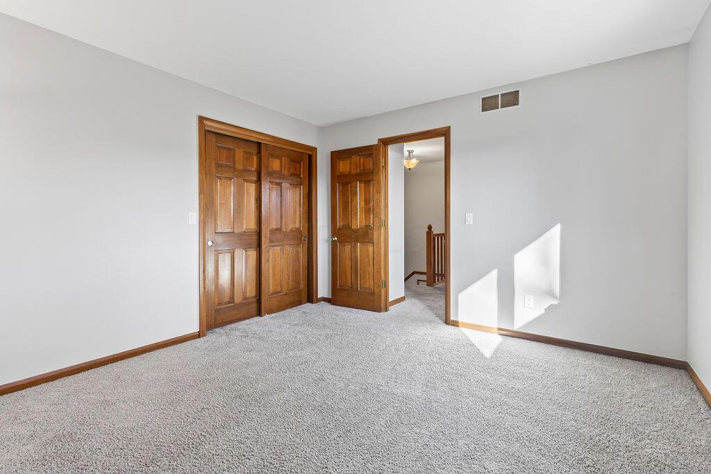 546 Clotts Road Columbus, OH 43230 - Photo 29 of 41 Bedroom Two