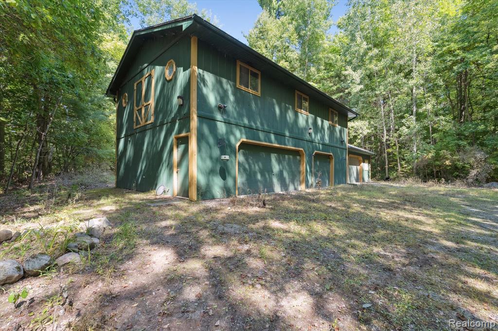 267 Barnes Lake Road Columbiaville, MI 48421 - Photo 27 of 55 Gallery Image 27