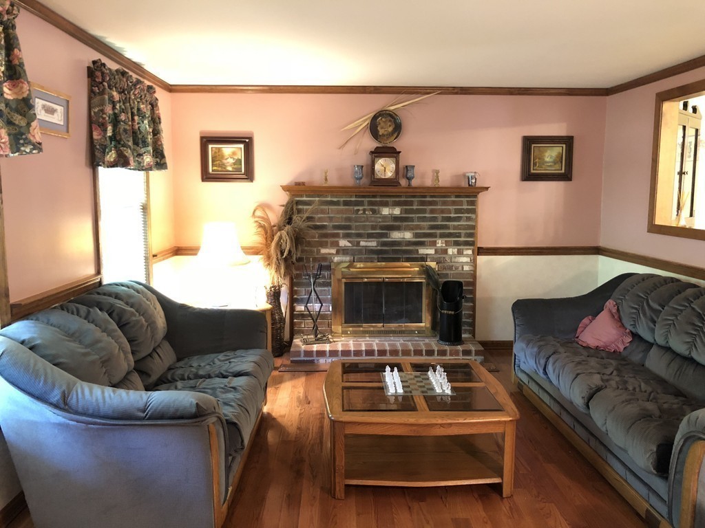 139 Norris Road Tyngsborough, MA 01879 - Photo 11 of 30 Gallery Image 11