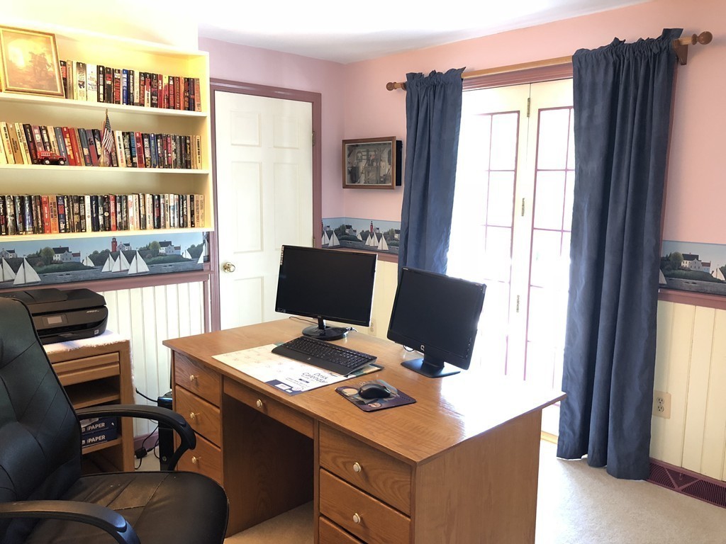 139 Norris Road Tyngsborough, MA 01879 - Photo 20 of 30 Gallery Image 20