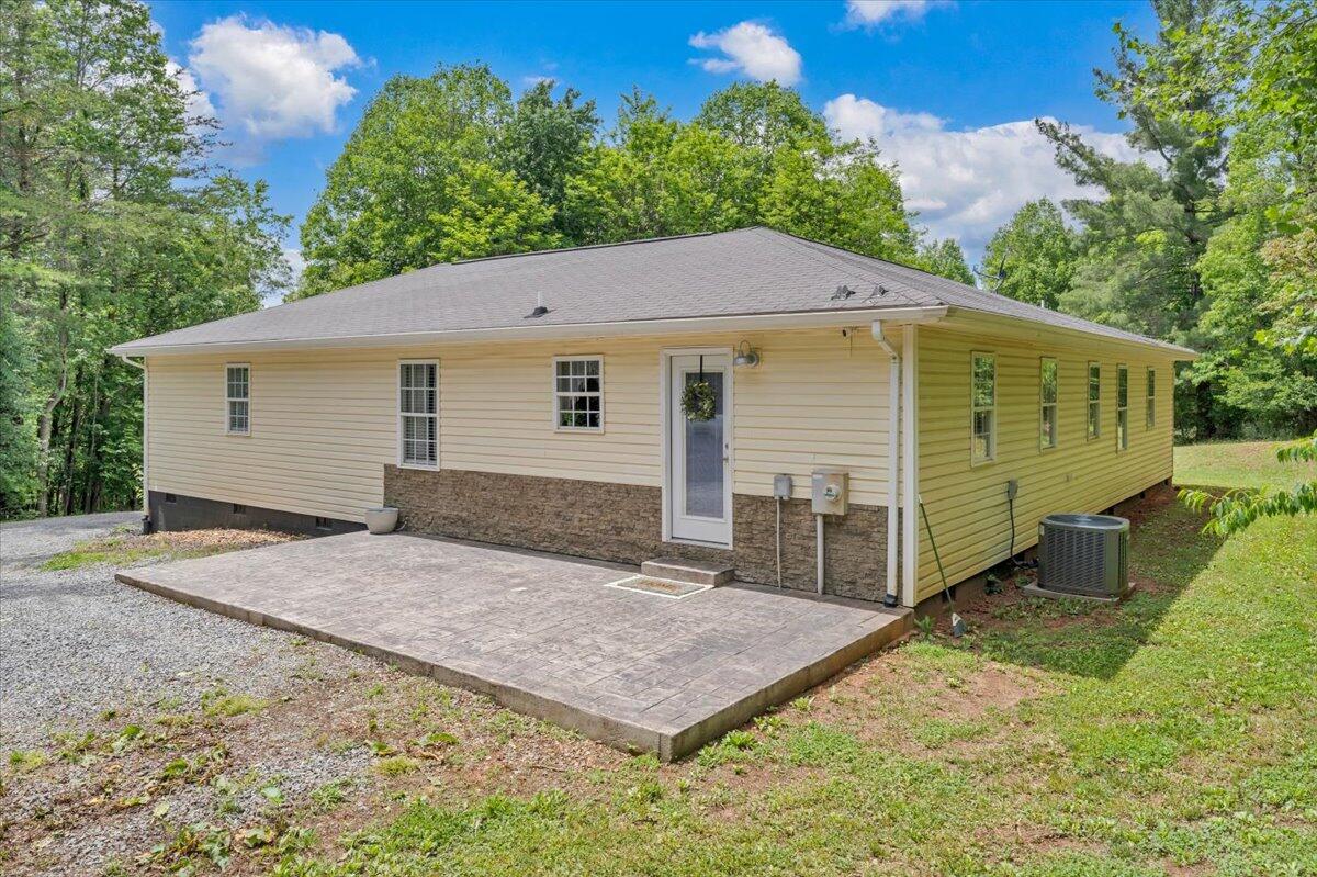 4218 Goose Dam Road Rocky Mount, VA 24151 - Photo 24 of 27 23-MIB00443