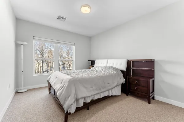 $3,100 | 999 Hancock Street, Unit 306, Quincy, MA 02169
