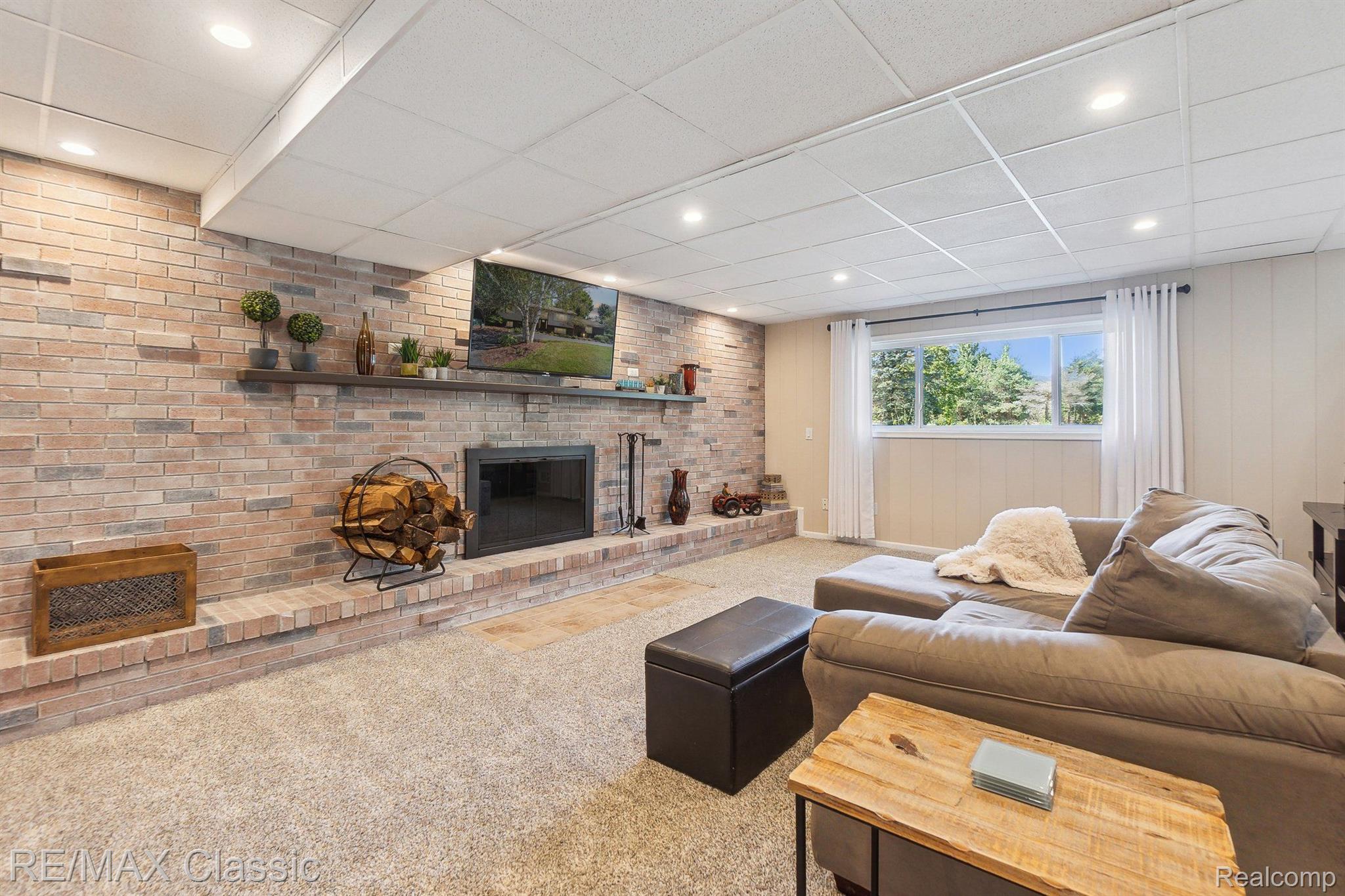 3340 North Hickory Ridge Road Highland, MI 48357 - Photo 23 of 44 Gallery Image 23