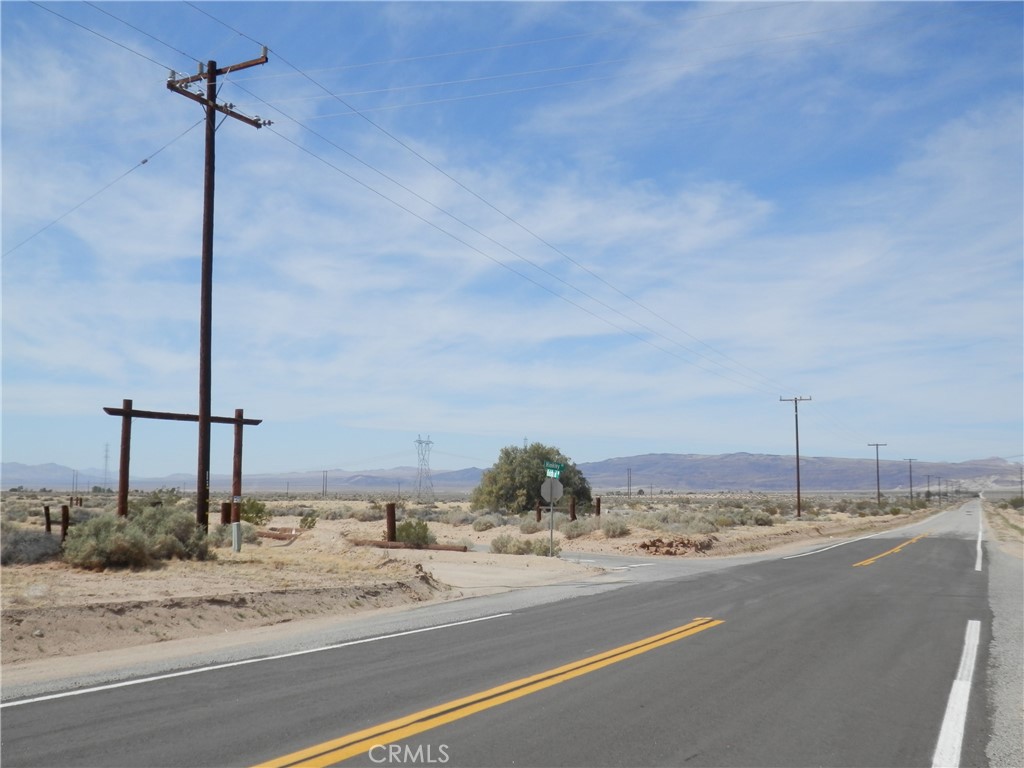 0 Holstead Road Hinkley, CA 92347 - Photo 3 of 15 a view of a ocean view