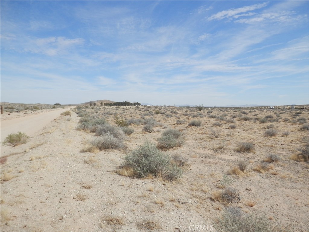 0 Holstead Road Hinkley, CA 92347 - Photo 8 of 15 a view of snow on the beach