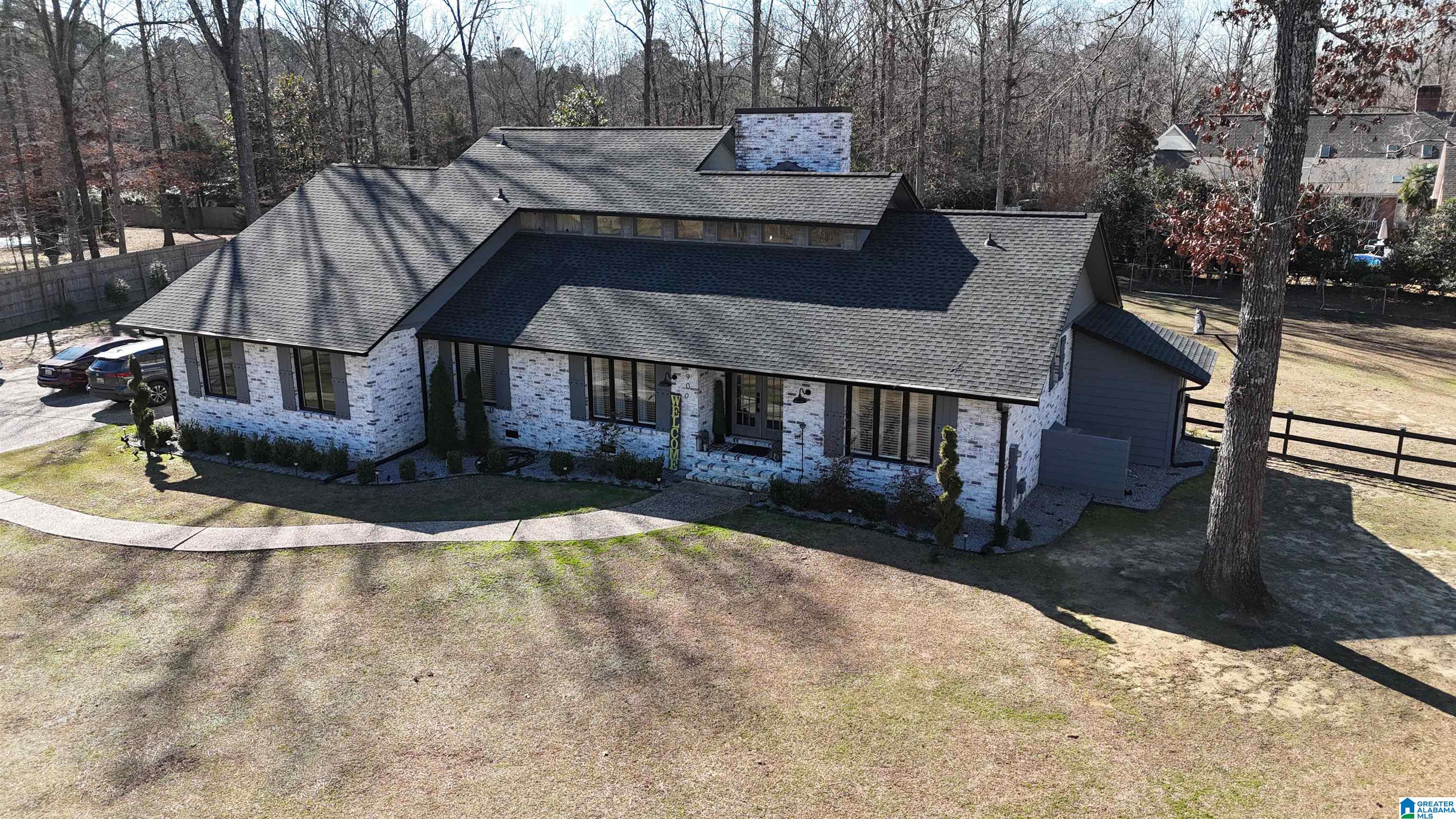 900 Shades Cliff Road Jasper, AL 35504 - Photo 2 of 60