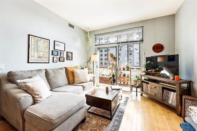 309 West Washington Avenue, Unit 502 Madison, WI 53703 - Photo 1 of 13