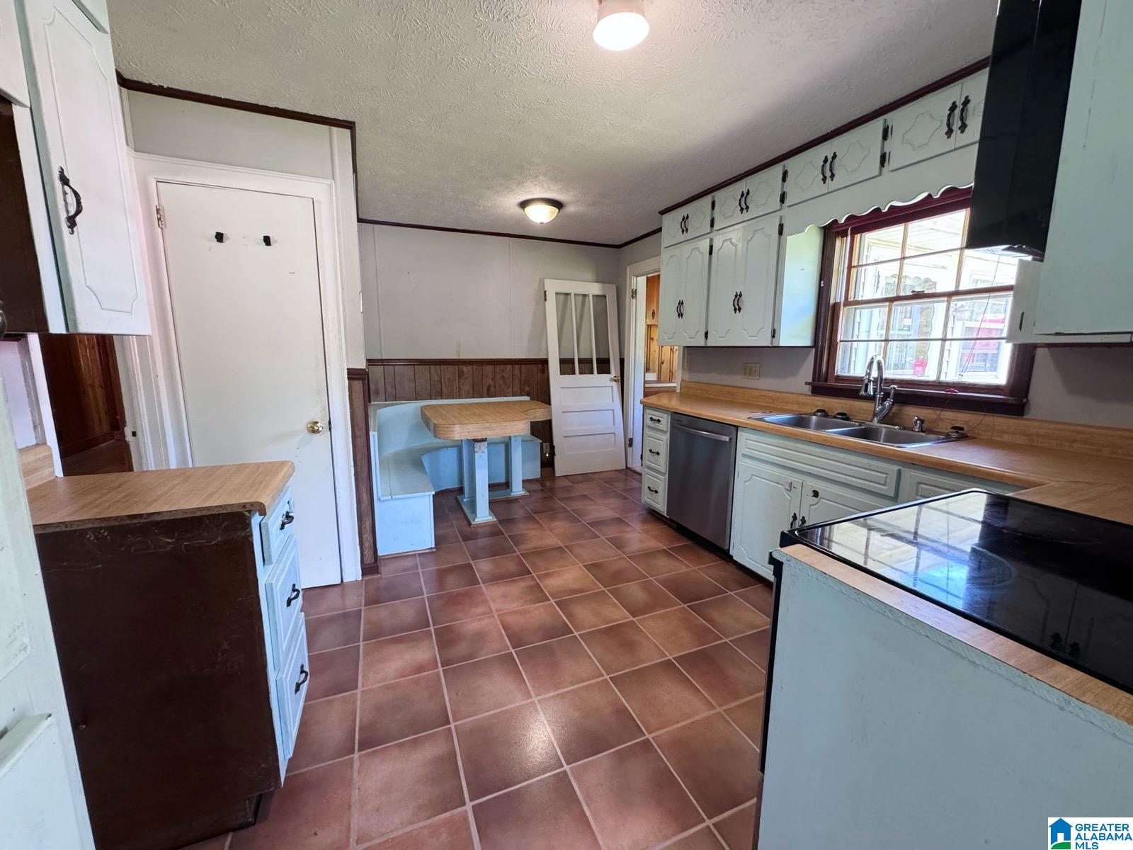 3701 Roy Webb Road Jacksonville, AL 36265 - Photo 3 of 14