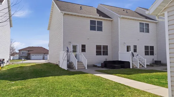 $310,000 | 4551 44th Street South, Fargo, ND 58104