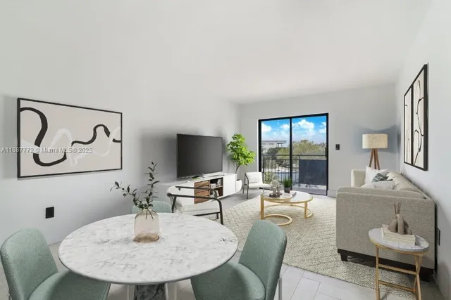 $2,100 | 12215 West Dixie Highway, Unit 302, North Miami, FL 33161