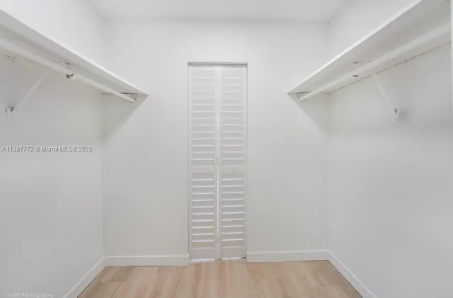 $2,100 | 12215 West Dixie Highway, Unit 302, North Miami, FL 33161