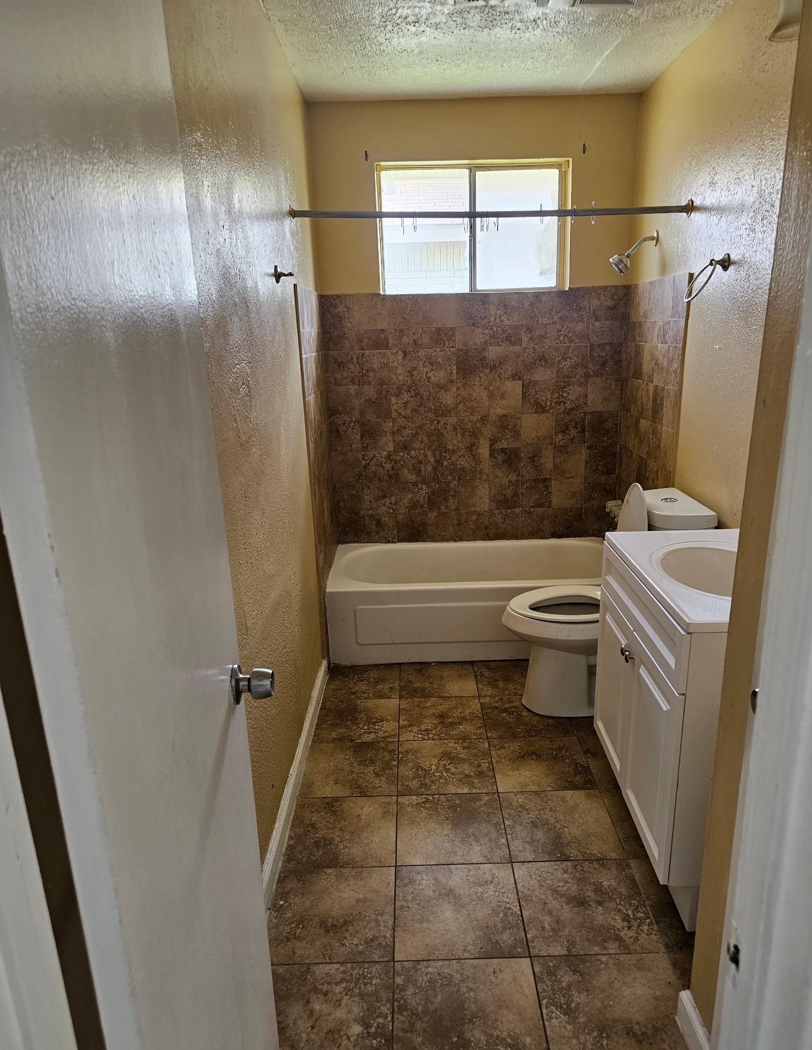 12623 Chiswick Road Houston, TX 77047 - Photo 12 of 19 Gallery Image 12