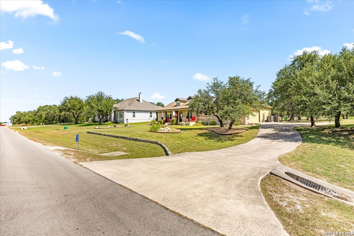 410 Quest Avenue Spring Branch, TX 78070 - Photo 10 of 60