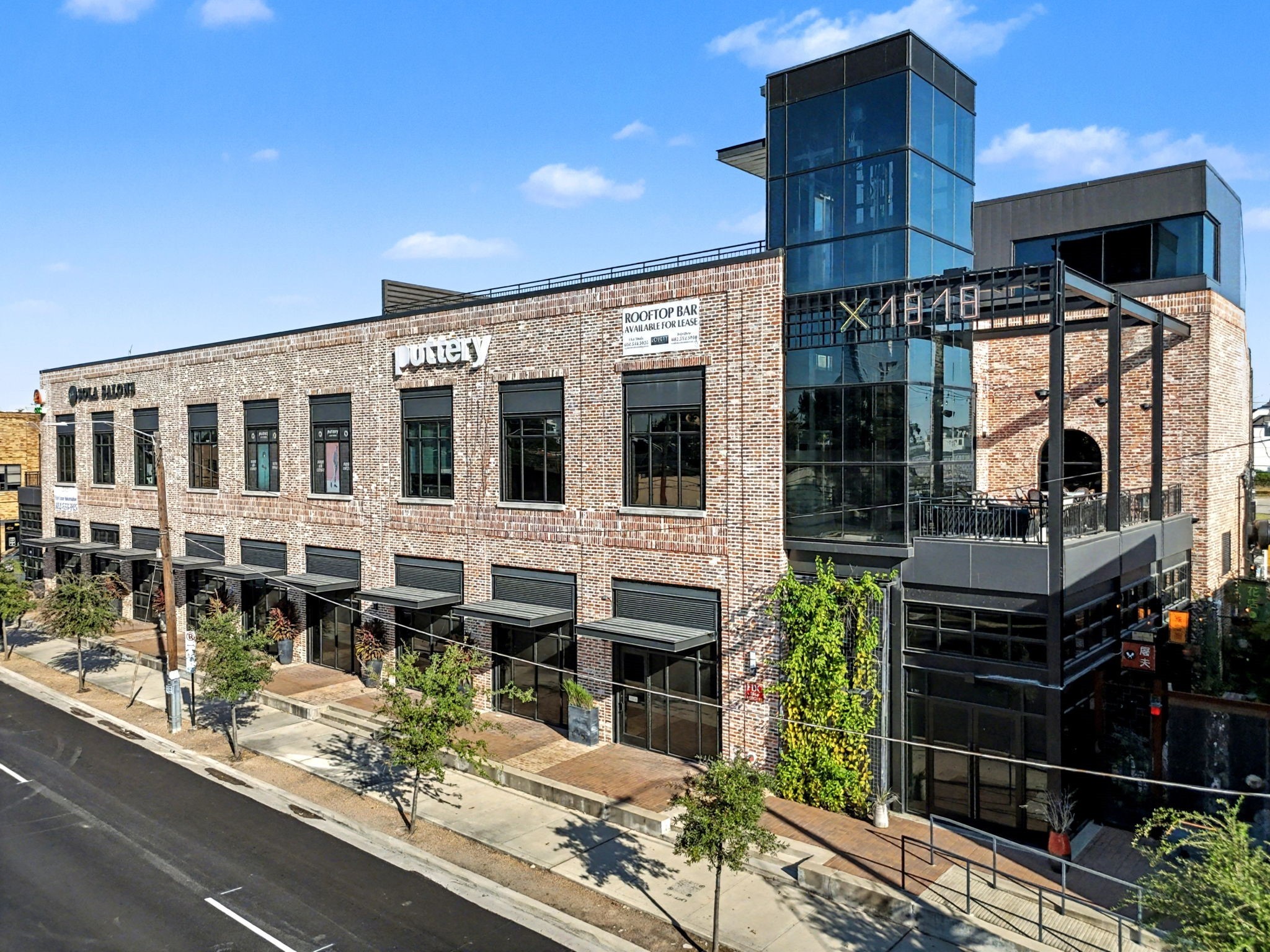 1818 Decatur Street Houston, TX 77007 - Photo 42 of 48 a view of a house with street