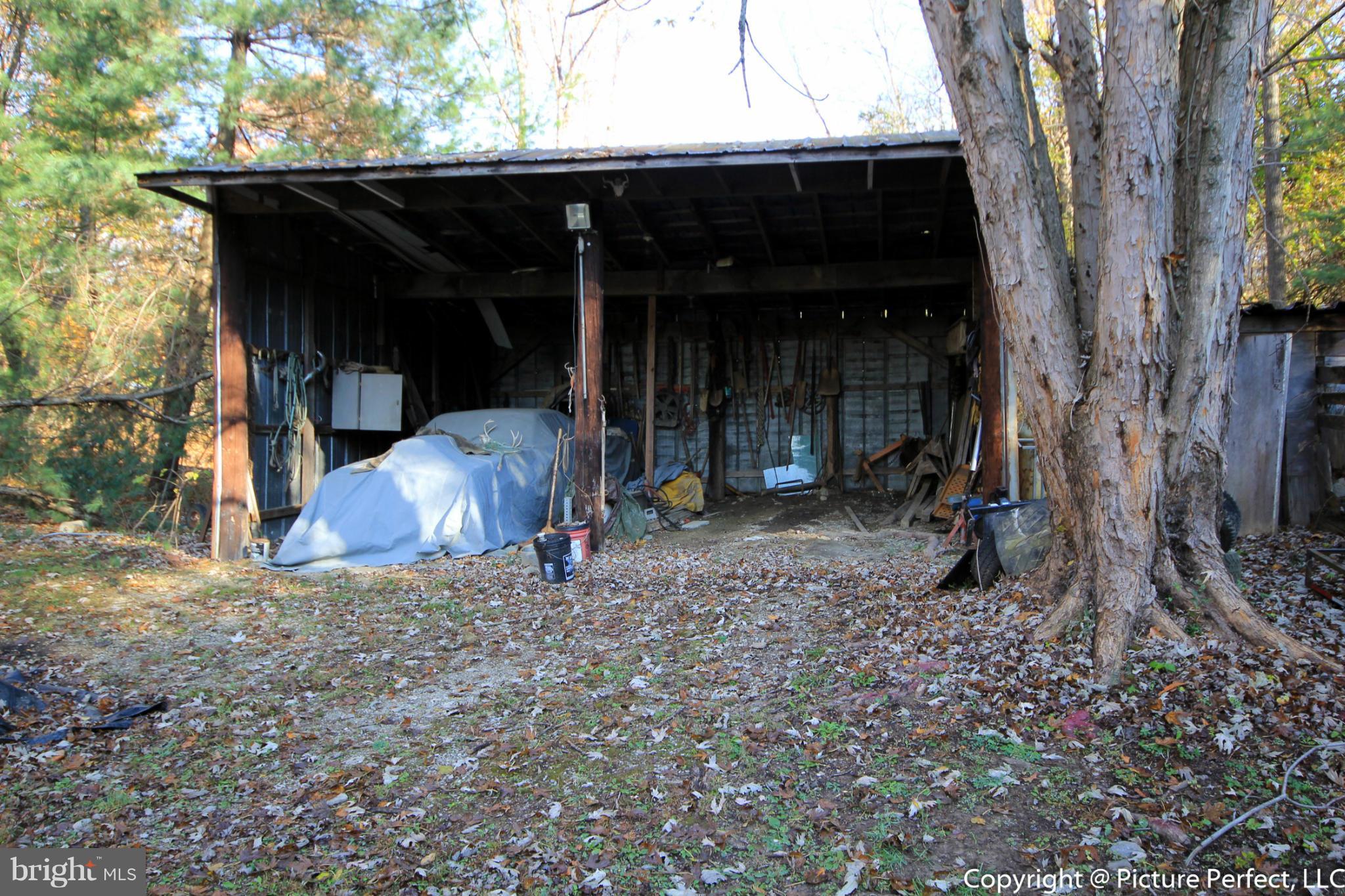 4239 Chestnut Grove Road Keedysville, MD 21756 - Photo 8 of 25 More Storage
