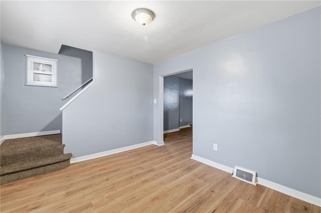 2322 Patterson Avenue Pittsburgh, PA 15218 - Photo 15 of 30