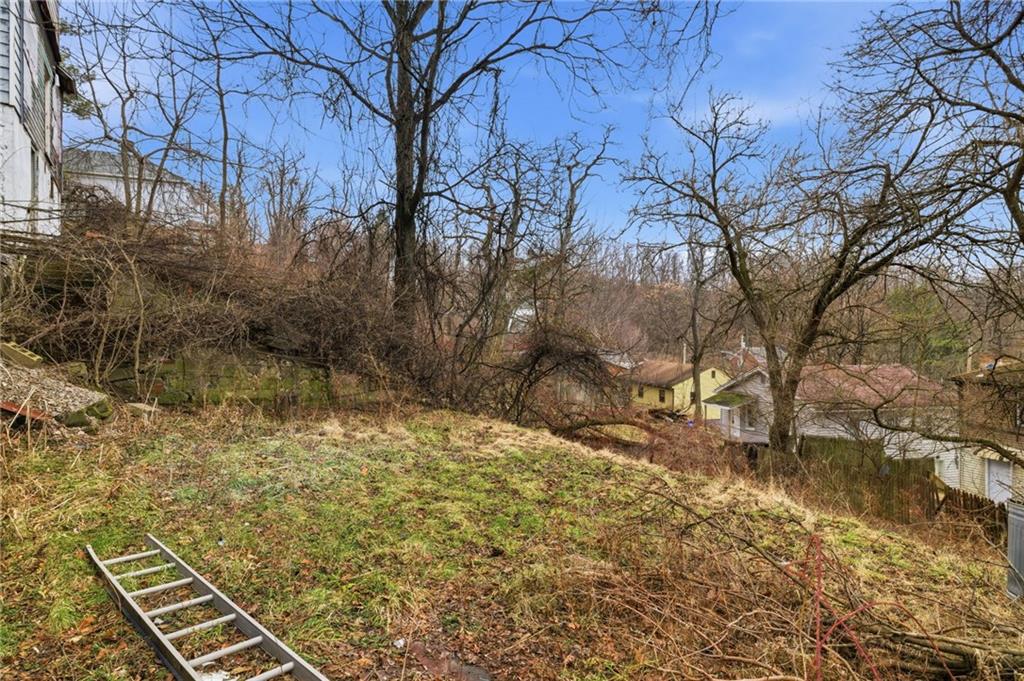 2322 Patterson Avenue Pittsburgh, PA 15218 - Photo 28 of 30