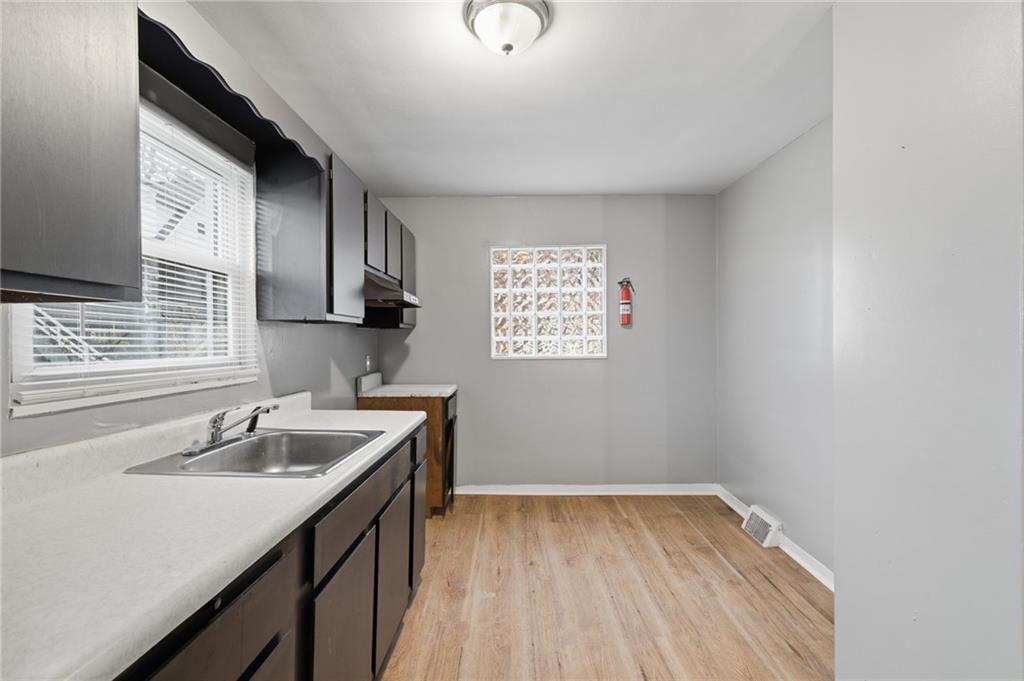 2322 Patterson Avenue Pittsburgh, PA 15218 - Photo 9 of 30