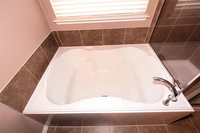 a view of livingroom with hardwood
