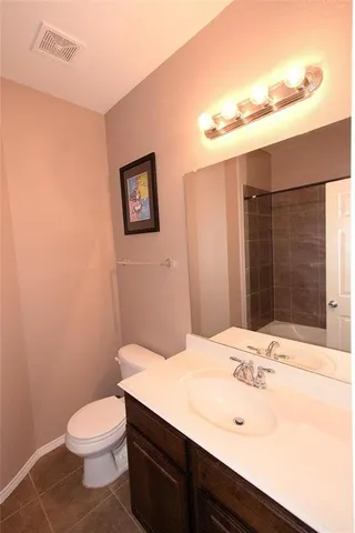 a bathroom with a bath tub